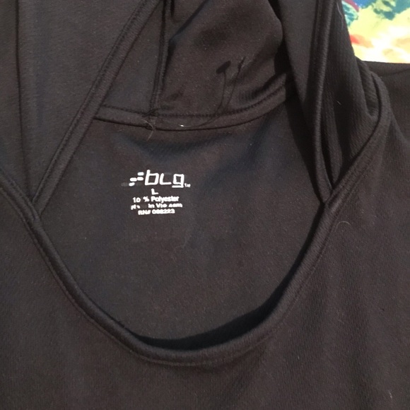 Workout with hood - Picture 2 of 2